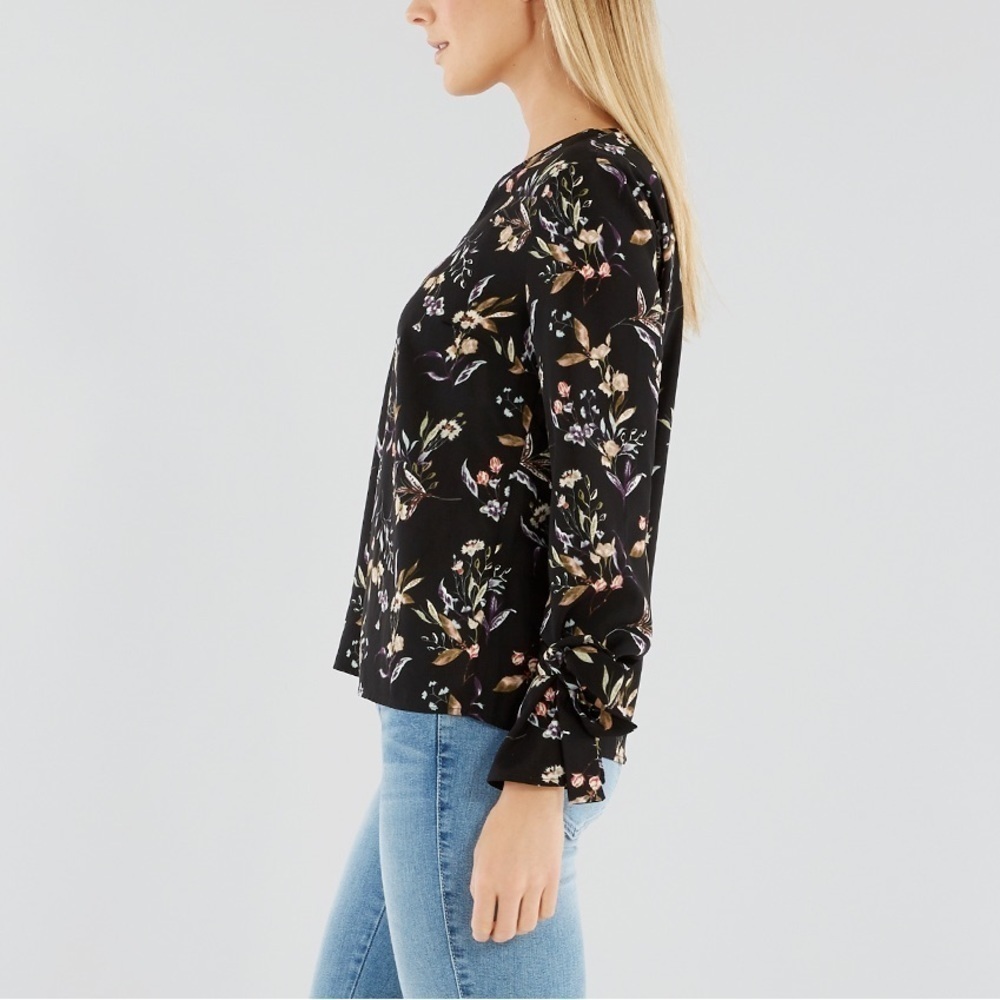 Dex Printed Tie Sleeve Top - Picture 3 of 10